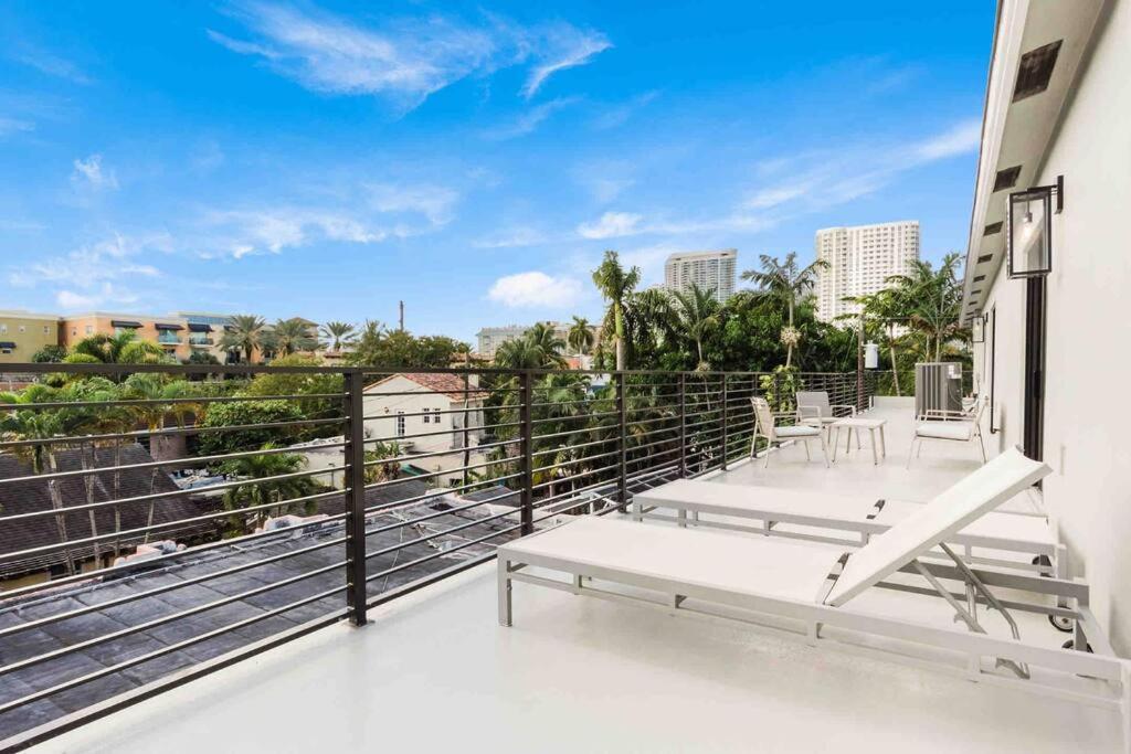Luxury Paradise Walk To Las Olas -5 Mins To Beach Fort Lauderdale Exterior photo