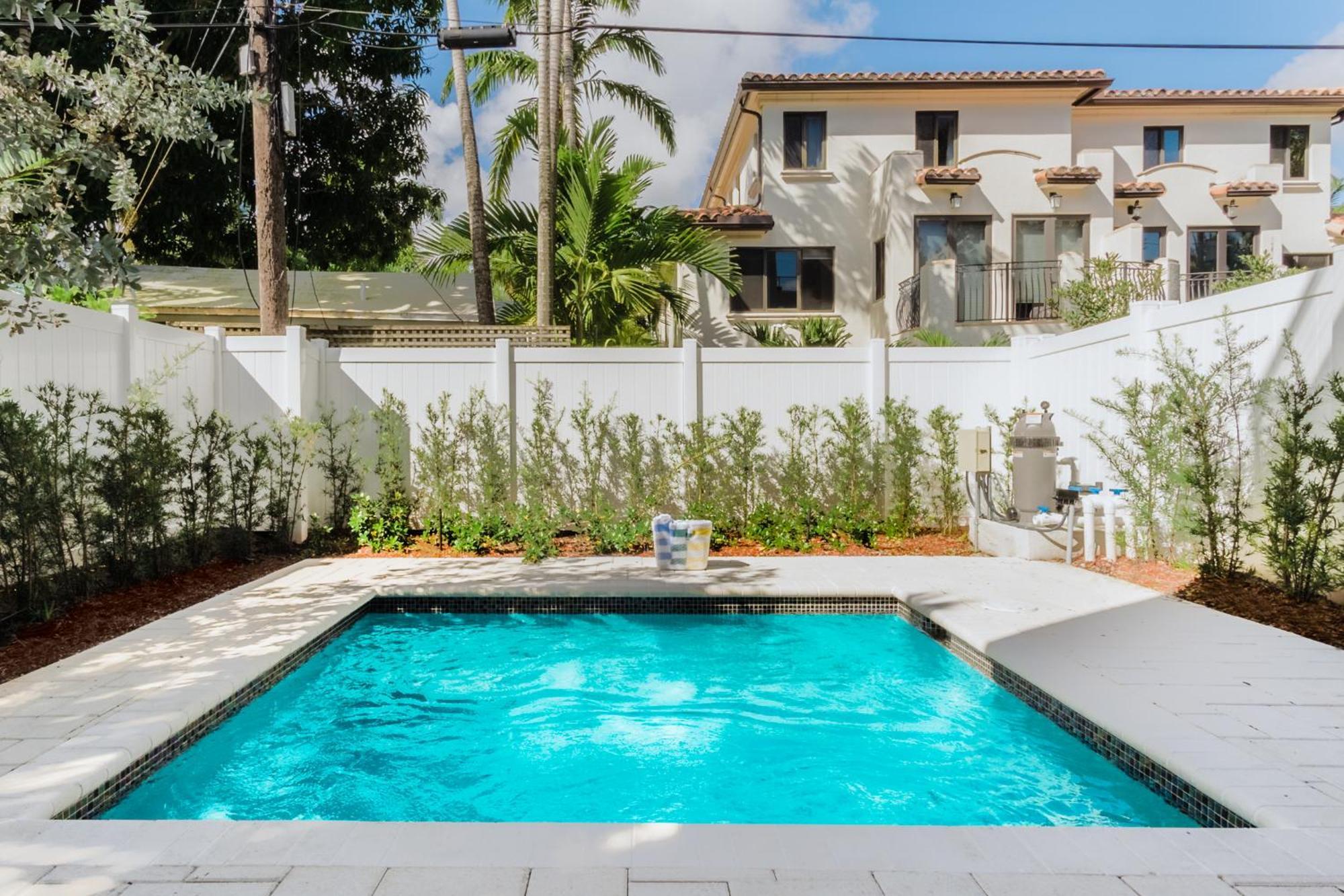 Luxury Paradise Walk To Las Olas -5 Mins To Beach Fort Lauderdale Exterior photo
